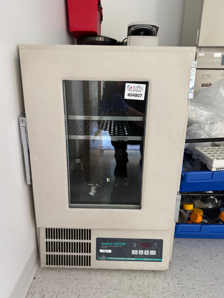 Image of New Brunswick Innova 4230 Refrigerated Incubator Shaker